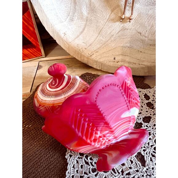 Vintage Imperial Glass Red Satin Slag Dish w/Lid and Tag Candy Dish - Picture 4 of 6